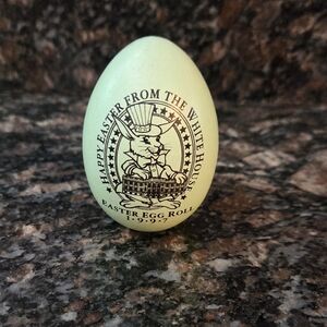 Vtg 1997 White House Easter Egg Roll Wood Light Blue Clinton's Presidency EUC